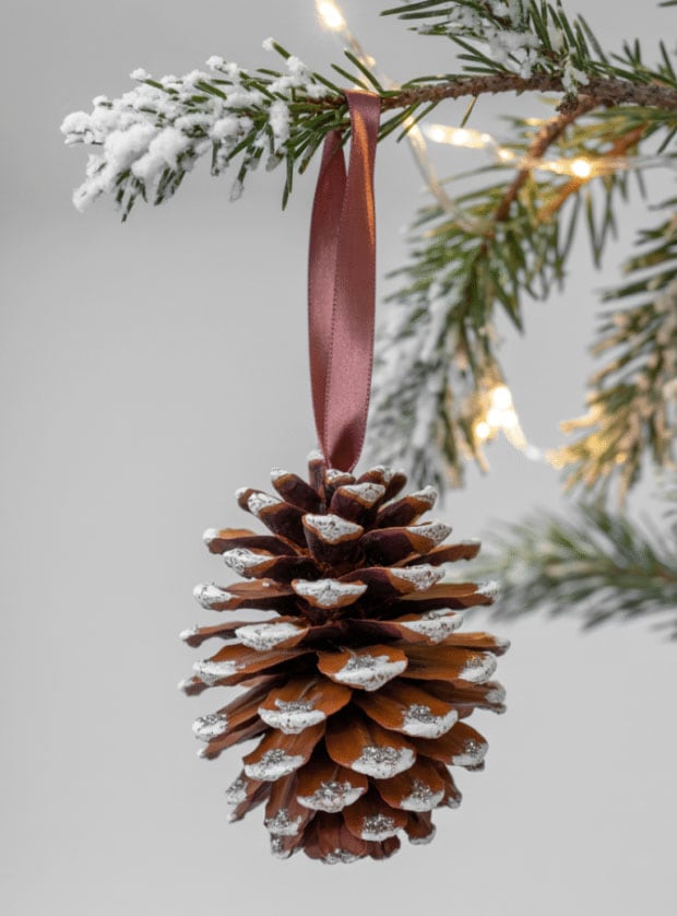 diy-pinecone-ornament-easy