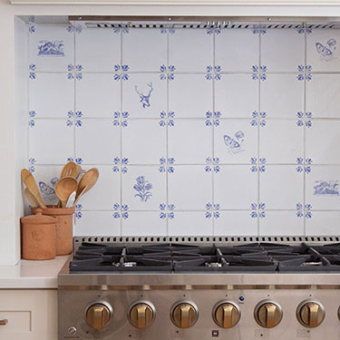 Our Blue And White Kitchen Tile: Vintage-Inspired – The Honeycomb Home