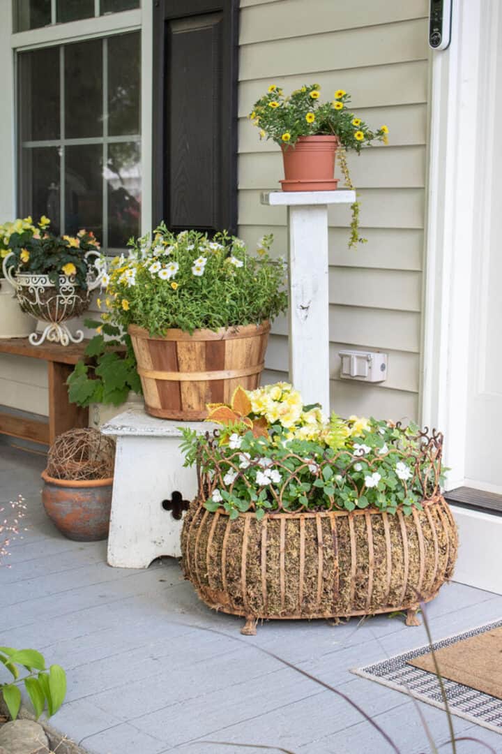 front-porch-ideas-with-plants-2