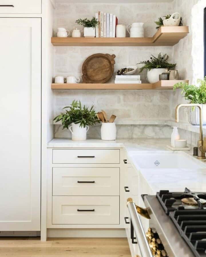 natural stone kitchen backsplash