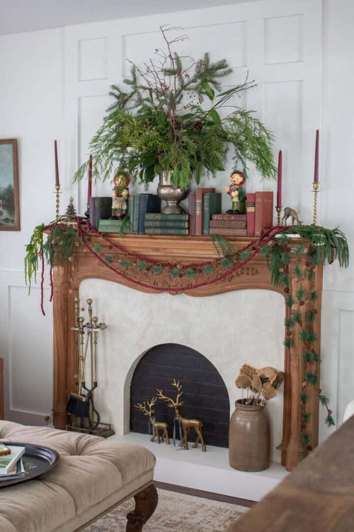 Easy-Christmas-mantel-ideas